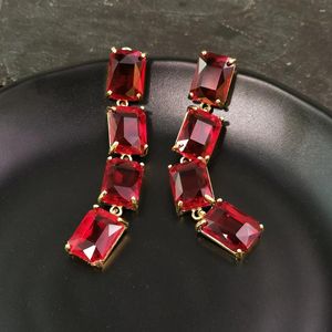 Boucles d'oreilles en pente Fashion Red Crystal Long Square Glass Bead Boucle d'oreille pour femmes bijoux de mariage de fête