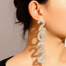 Boucles d'oreilles pendantes en strass, pendentif numérique, cadeau de noël pour femmes, cristal géométrique, longue suspension, 2024