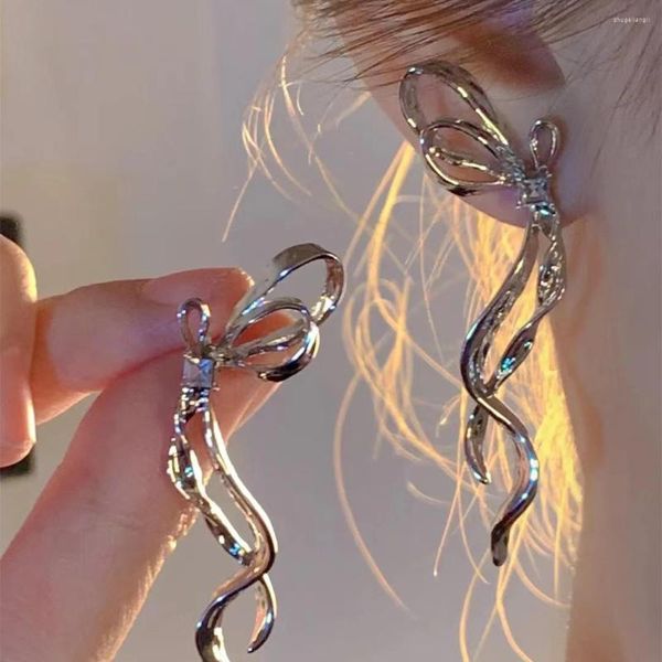 Pendientes colgantes de la moda de metal plateado de moda Long para mujeres joyas de tendencia de circón brillante de circón brillante