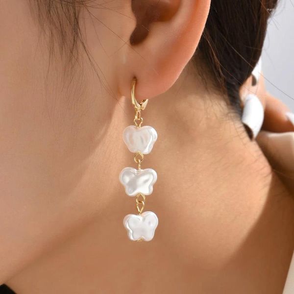 Boucles d'oreilles pendantes en forme de papillon pour femmes, longues perles en métal couleur or, Huggie, bijoux coréens, cadeaux