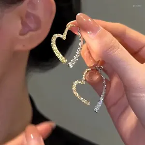 Boucles d'oreilles pendantes tendance tendance design unique élégant exquis lumière luxe croix amour pour femmes bijoux fête de mariage cadeau premium
