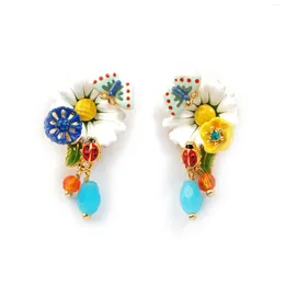 Boucles d'oreilles pendantes florales, petite marguerite transparente, papillon, clous en argent S925, aiguille en émail, ornements