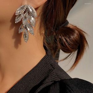 Boucles d'oreilles pendantes Freetry élégant cristal feuilles gland pour les femmes brillant plein strass longue goutte mode déclaration bijoux
