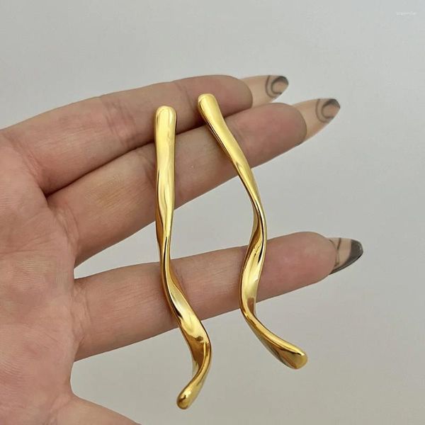 Boucles d'oreilles pendantes Freetry, bande métallique torsadée incurvée pour femmes, bijoux de fête élégants en cuivre plaqué or