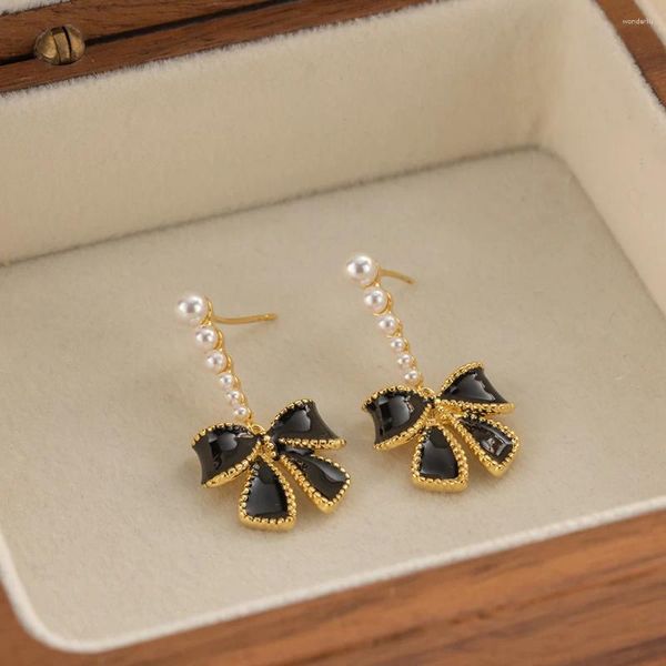 Boucles d'oreilles pendantes en alliage de cuivre plaqué or 18 carats, romantique français, nœud noir, Imitation de perle, bijoux de luxe coréens à la mode pour femmes