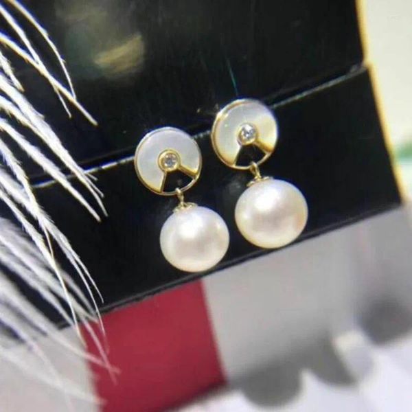 Boucles d'oreilles pendantes, magnifique paire de boucles d'oreilles rondes en perles blanches des mers du Sud de 10 à 11mm, 18 carats