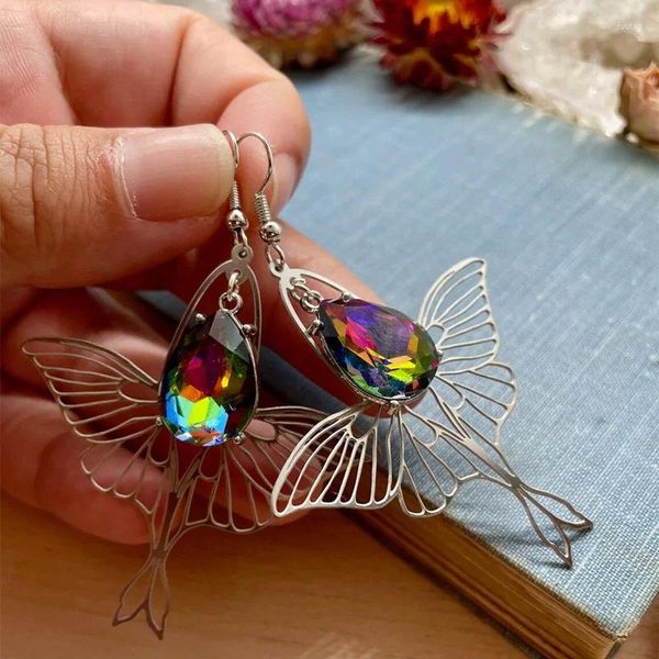 Pendientes colgantes con dije gótico, accesorios de joyería bohemia de polilla, colgante de mariposa ahuecado, gancho para la oreja, regalo de moda para mujer