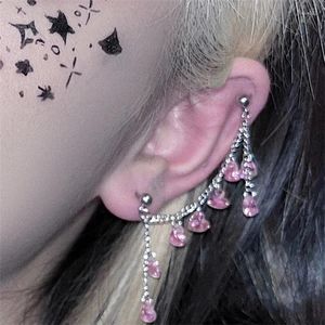 Boucles d'oreilles en peluche gothique de coeur rose
