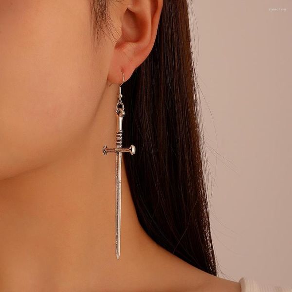 Boucles d'oreilles pendantes GSOLD Vintage Cool épée pour femmes classiques Punk argent noir couleur longue dague boucle d'oreille gothique accessoires