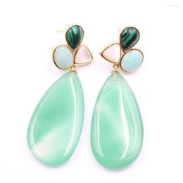 Boucles d'oreilles pendantes GuaiGuai Jewelry Agate verte White Shell Amazonite péruvienne Dangel Stud