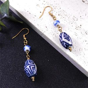 Pendientes colgantes hechos a mano de estilo chino, pendientes de porcelana azul y blanca, cuentas de cerámica de acero inoxidable, joyería de gota femenina LS10S01