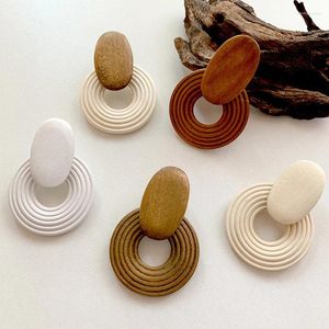 Bengelen oorbellen handgemaakte holle ronde houten druppel voor vrouwen etnische bruine kleur geometrische pendientes unieke sieraden