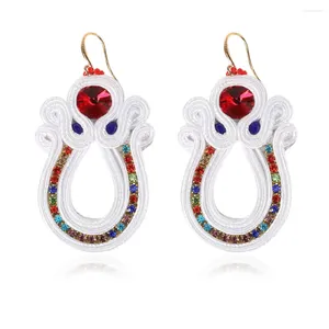 Boucles d'oreilles pendantes faites à la main pour femmes, boucles d'oreilles découpées blanches, cristaux rouges brillants, Piercing goutte, style Boho, beaux bijoux tendance