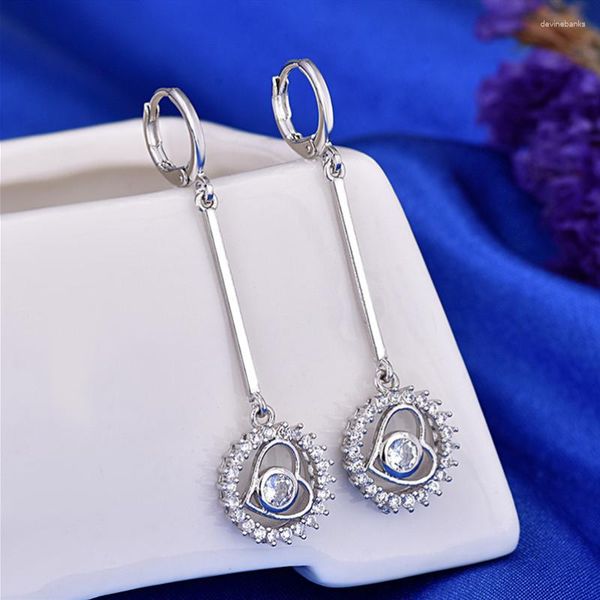 Boucles d'oreilles pendantes en forme de cœur pour l'amour, jolie fille plaquée argent, défilé de mode pour femmes, avec forme ronde comme une plaque de tournesol en Zircon, 2023