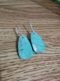 Bengelen oorbellen high-end tianhe stenen poederconch hanger paren met gewaagde natuurlijke edelstenen en elegante sieraden