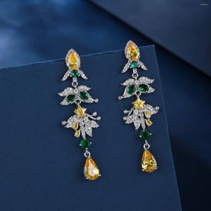 Boucles d'oreilles pendantes de haute qualité en zircone cubique, en forme de feuille d'étoile, longues pour femmes, tenue de fête de mariage, CE12095