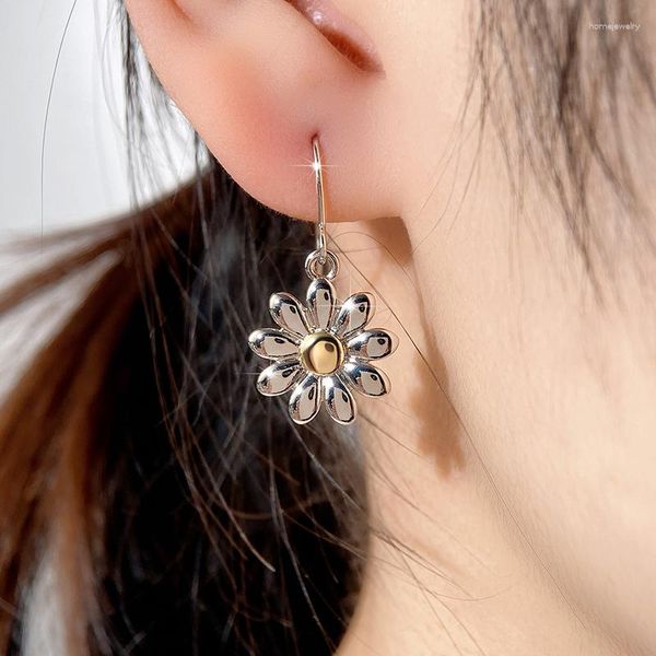 Huitan – boucles d'oreilles marguerite jaune, métal couleur argent, Simple, élégant, fleur pour femmes, cadeau délicat, bijoux esthétiques, livraison directe