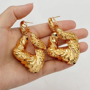 Boucles d'oreilles en peluche italienne gold plaqué cuivre cuivre africain exquis torsion design de la mariée