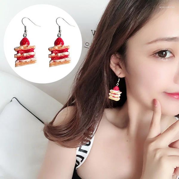 Pendientes colgantes Corea joyería peculiar simulación de resina pastel de fresa tridimensional accesorios dulces para niñas