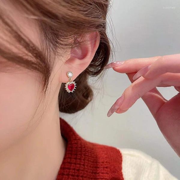 Boucles d'oreilles pendantes coréennes, tendance 2024, pierre de cristal rouge, Simple, Vintage, gothique, perle, cœur, bijoux suspendus