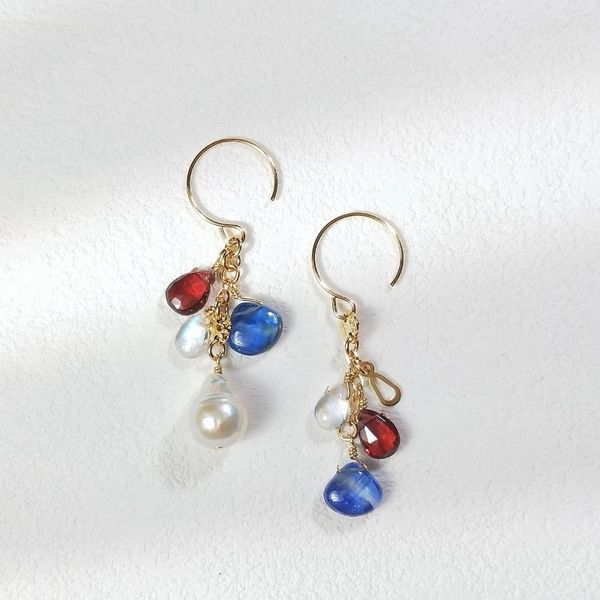 Boucles d'oreilles pendantes Lii Ji, Kyanite naturelle, grenat, pierre de lune, perle baroque américaine, or 14 carats, bijoux faits à la main