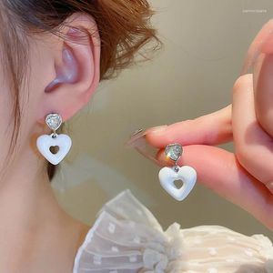 Boucles d'oreilles pendantes de luxe médiévale huile goutte coeur rose pour les femmes aiment les styles doux à la mode avancé rétro style bijoux à la mode