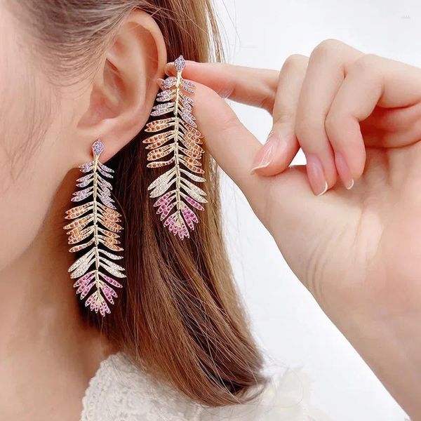 Pendientes colgantes de lujo multicolor cúbico Zirconia Tassel Long Big Feather para mujeres Joyas de fiesta de boda de boda Joya hermana