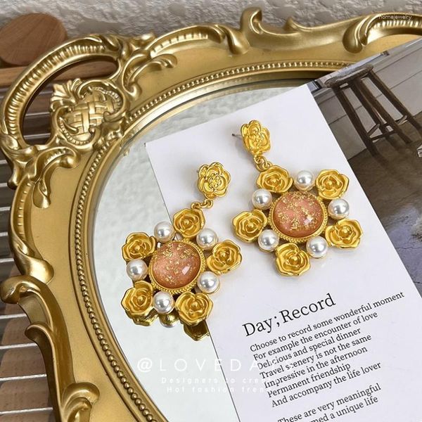 Boucles d'oreilles pendantes Minar Rétro Simulé Perle Fleurs Boucle D'oreille Pour Femmes Or 18 Carats Paillettes Scintillantes Résine Rose Longue Goutte Déclaration Bijoux