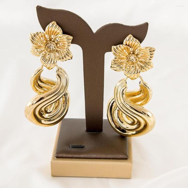 Boucles d'oreilles pendantes en forme de Mobius pour femmes couleur dorée cuivre vente entière conception présence à une fête de mariage