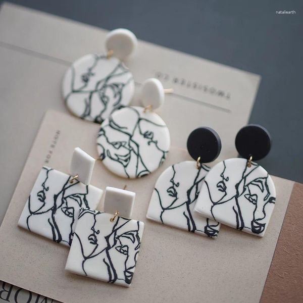 Boucles d'oreilles pendantes, figurine d'art moderne abstraite, Long pendentif multi-formes, noir et blanc, ensembles en argile polymère faits à la main pour fête de femmes