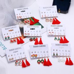 Bengelen oorbellen Meerdere stijlen Kerstreeks Imitatie Pearl -oor studs Red Tassel Hook Type Snowman Santa Claus Tree Socks