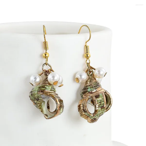Boucles d'oreilles pendantes en forme de coquille de conque naturelle, pendentif créatif en perle d'escargot de mer, bijoux pour femmes, mode décontractée, décoration d'oreille