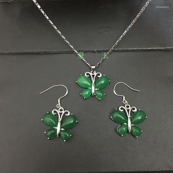 Boucles d'oreilles pendantes calcédoine verte naturelle sculptée à la main papillon boutique de mode bijoux dames et colliers ensemble de deux pièces