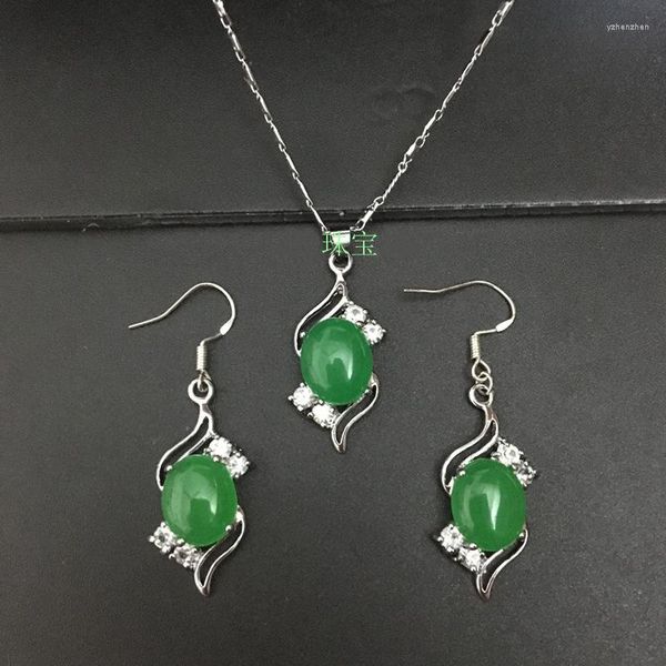 Boucles d'oreilles pendantes calcédoine verte naturelle sculptée à la main goutte Boutique de mode bijoux dames et colliers ensemble de deux pièces