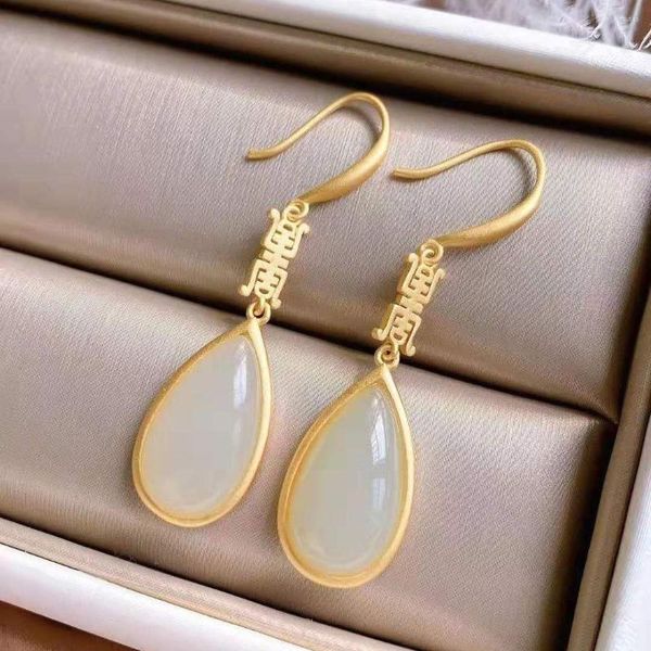 Pendientes colgantes Natural Hetian White Jade Drop Estilo chino Retro Unique Gold Craft Minority Design Charm Joyería de marca para mujer