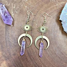 Boucles d'oreilles pendantes Quartz violet naturel Aura cristal laiton oeil et lune déesse sorcière bijoux arc-en-ciel