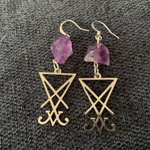 Boucles d'oreilles pendantes violet cristal brut Lucifer Sigil symbole boucle d'oreille pierre naturelle déclaration de guérison Punk sorcière gothique bijoux femmes cadeau