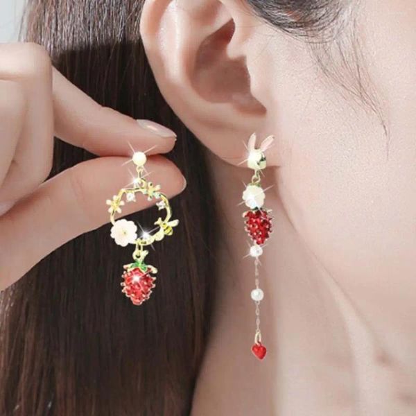 Boucles d'oreilles en peluche dessin animé rouge Cadeaux en alliage de bijoux