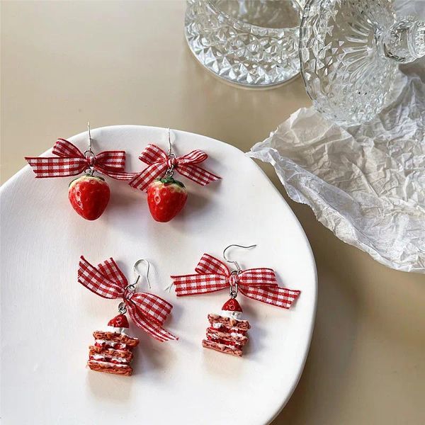 Boucles d'oreilles pendantes en forme de fraise rouge, motifs de nœud papillon doux, mode coréenne, décor de gâteau, boucles d'oreilles goutte pour femmes et filles, usage quotidien pour la fête