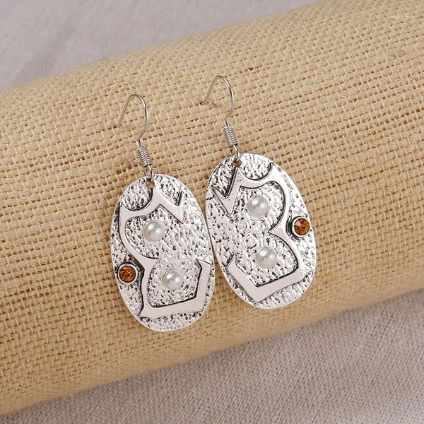 Boucles d'oreilles pendantes rétro faites à la main de forme ovale pour femmes avec perles et pierres précieuses