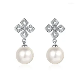 Boucles d'oreilles en peluche S925 Silver Moissanite Stone Freshwater Pearl Drop pour femmes