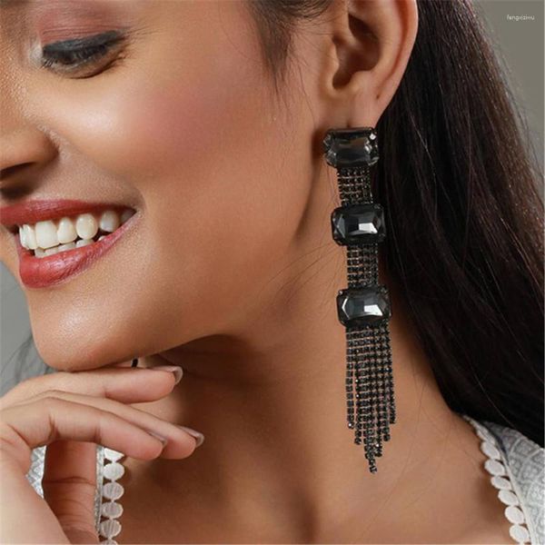 Pendientes colgantes sexys con diamantes de imitación para mujer, piedra cuadrada negra, borla larga, joyería de cena, abalorio geométrico de cristal