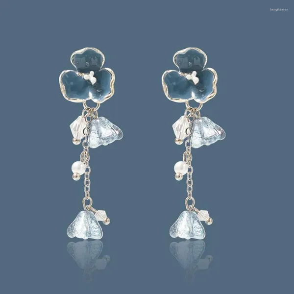 Boucles d'oreilles en peluche en argent couleur métal fleur bleu clair goutte époxy pour femmes perles acryliques à facettes longues bijoux d'été mignon