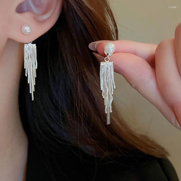 Pendientes colgantes con cadena de perlas redondas de imitación para mujer, joyería llamativa de uso diario versátil personalizada