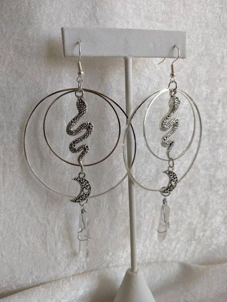 Boucles d'oreilles pendantes serpent gothique lune naturelle irrégulière blanc clair Quartz cristal pendentif cercle bijoux cadeaux d'halloween