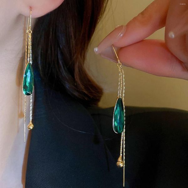 Boucles d'oreilles pendantes en cristal vert long de la Corée du Sud, tempérament de mode, pompon simple, bijoux pour femmes luxueux et élégants