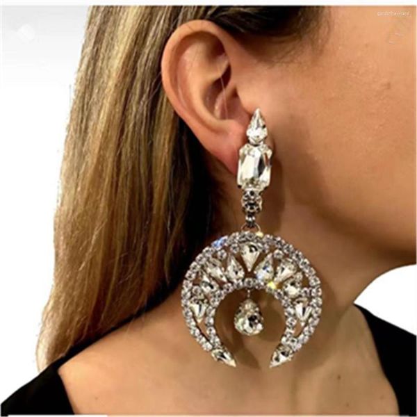 Boucles d'oreilles en peluche étonnantes Crystal Big Moon Pendant Drop De mariage Bijoux pour femmes Luxury Luxury Rhingestone Geometric Water