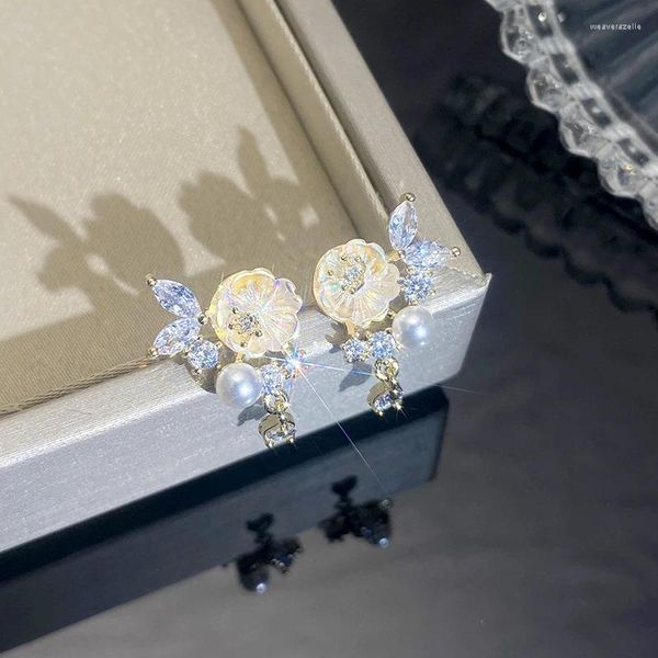 Pendientes colgantes con forma de flor de perla dulce, colgante de circón de sirena para mujer, estilo de diseño único, regalo de cumpleaños elegante y exquisito para niñas