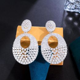 Boucles d'oreilles pendantes ThreeGraces magnifique zircone cubique couleur argent mariée CZ goutte pour les femmes mode Banquet dîner robe bijoux E1135