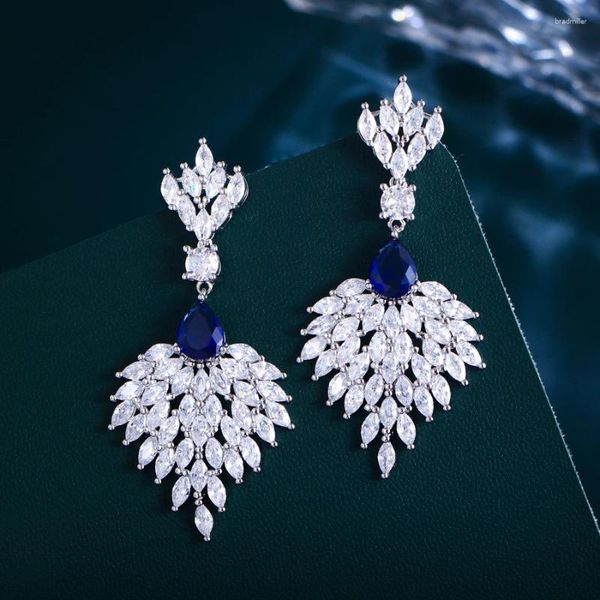 Boucles d'oreilles pendantes ThreeGraces brillant bleu Royal cubique zircone forme de plume longue mariée pour les femmes 2024 bijoux de fête de mariage E1823